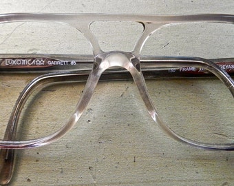 Luxotica Italy mens aviator style frame circa 1970s,80s grey shaded
