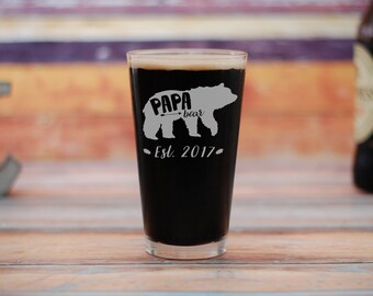 Papa Bear Beer Glass, New Dad Pint Glass, New Dad Gift, Baby Shower Gift, Fathers Day Gift, Gift For Dad, Baby Announcement, Best Dad Ever