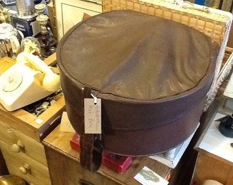 Edwardian round hat box