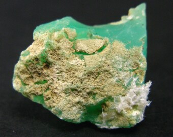 Rich Green Chrysoprase From Australia - 0.9