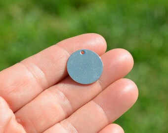 1 Stainless Steel Blank Disc 20mm Charm EB10