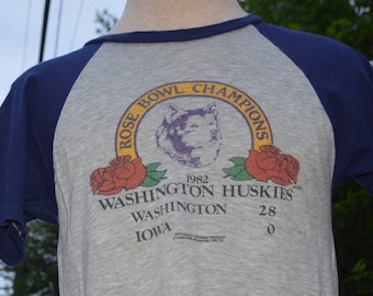 Vintage 1982 University of Washington UW Huskies 1982 Rose Bowl Shirt!!! Soft, Thin, 50/50 Raglan Tee!!!