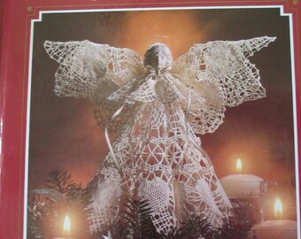 Diy Decorating for Christmas crafts Hardbound Craft Book 128 pages used good condition