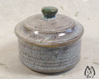 Shaving soap bowl with lid, ceramic bowl, lathering soap bowl