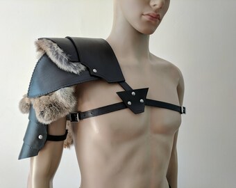 Barbarian Single Pauldron
