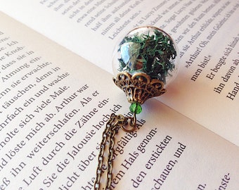 Island moss glass sphere green