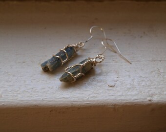 Raw Blue Kyanite Earrings Silver - Gemmy Kyanite - Icicle Earrings - Blue Winter Earrings - Blue Holiday Earrings, Icicle Earrings Christmas