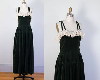 1940s Green Velvet Dress / 40s Gown