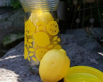 Retro Lemonade/Ice tea Pitcher/Sun Tea Canister/Glass Jar
