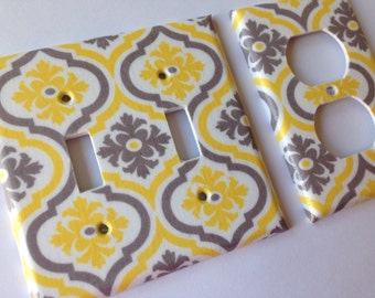 Yellow Gray Moroccan Quatrefoil Double Light Switch Cover / Yellow Home Decor / Yellow Bathroom Decor / Grey Yellow Decor / Yellow Nursery