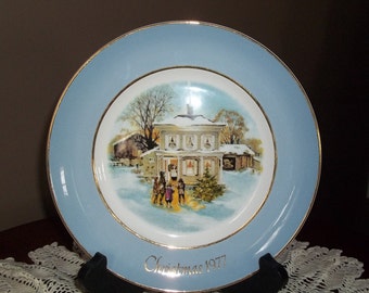 Avon Carollers in the snow Christmas Plate Series Church box 8