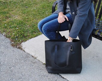 Top grain Leather Tote Bag, Large Carryall, Black Leather Tote, Black Leather Handbag, Handcrafted bag, Lightweight Leather Bag, Laptop Bag