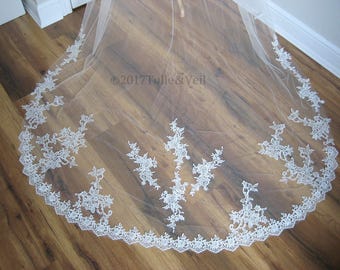 Cathedral lace veil - Brittney