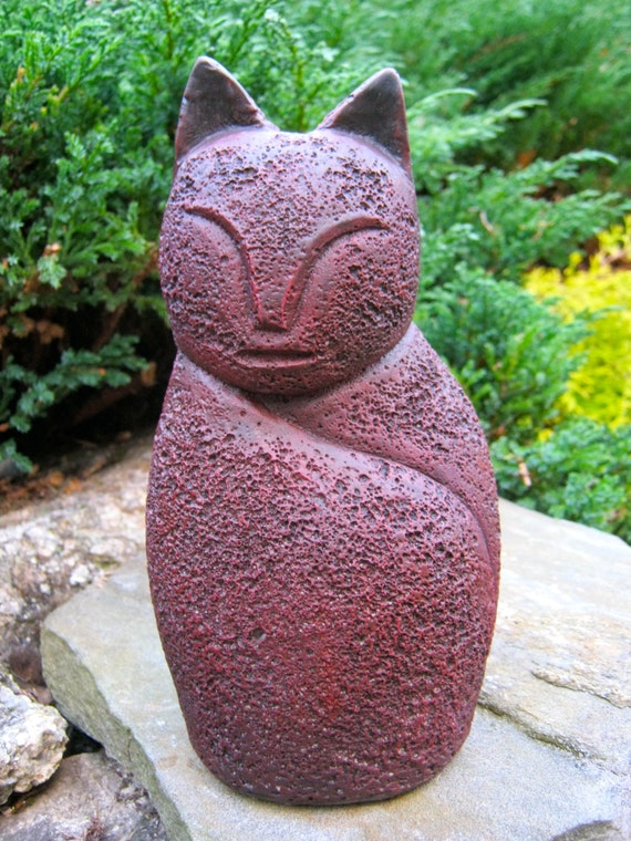 large stone cat statue