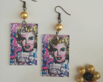 Pendant paper earrings