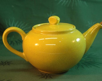Villeroy and Boch teapot yellow earthenware