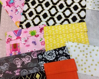 Reusable sandwich wraps and coordinating snack bag.