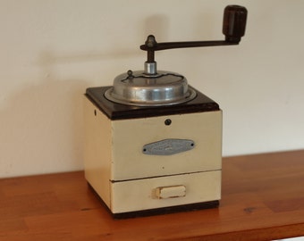 Vintage wooden coffee grinder, Belgium, kitchen decor, wooden mill, Klavertje