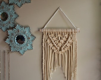 Macrame wall hanging, woven wall hanging, woven wall tapestry, boho wall hanging, wall tapestry, macrame, boho home decor, textile hanging