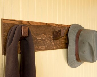 Rustic coat and hat rack, pallet coat rack, reclaimed wood coat rack, rustic hall organizer, pallet clothes rack, pallet hooks, rustic hooks