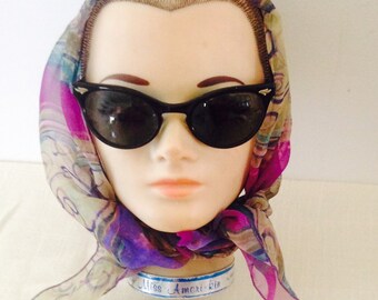 Fabulous Vintage Black Sunglasses