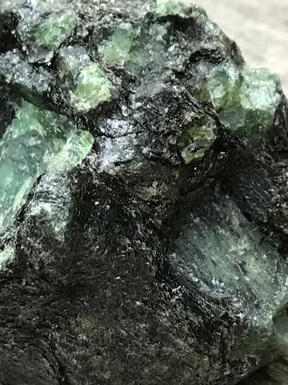 Medium Raw Emerald Chunk 4.8 oz., Standing Raw Emerald, Natural Emerald, Healing Crystals, Emerald for Heart Chakra, Reiki, Crystal Grid