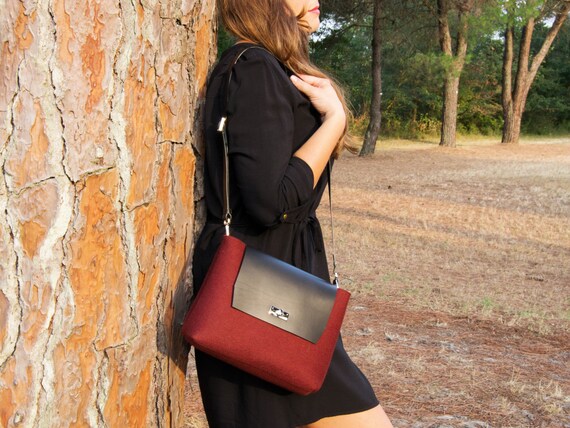 Felt and leather mini FLAP BAG, leather strap, maroon, burgundy, crossbody bag, 100% wool felt, made in Italy