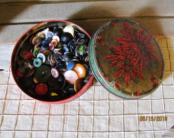 Estate Find~Vintage Poinsettia Tin Can Full of 1 Pound of Unsearched Dark Buttons Celluloid Bakelite Fabric Plastic