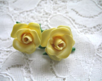 Vintage Celluloid Flower Earrings ~ Yellow ~ Clip On