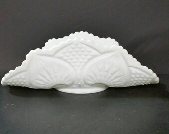 Vintage milk glass banana bowl