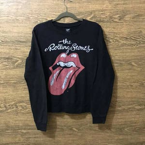 Sale Rare The Rolling Stones sweatshirt/Big Print logo/Nice design/Size on tag Small.