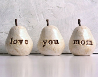Gift for mom / Birthday gift for her / 3 love you mom pears / gift for women / gifts for mothers