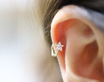 10K Solid Gold piercing/CZ hoop earring/Helix piercing/cartilage earring/Tragus piercing/Rook piercing/Daith piercing/Snug piercing/StarHoop