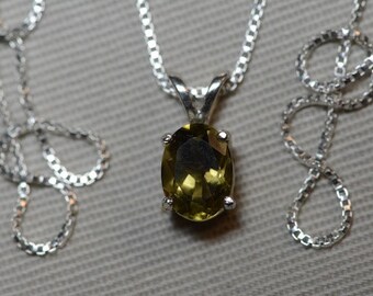 Sparkling Green 1.27 Carat Tourmaline Pendant on 18" Necklace