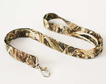 Camo Lanyard with Swivel Clasp - Men's Key Lanyard - Marsh Camo Lanyard - ID badge lanyard - Hunter Gift - 3/4 Inch Wide - 19.5 Inch Drop