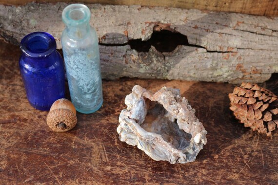 Box Shaped Rare Zeusite Chalcedony Rosette, Chalcedony Druzy Rosette, Zeusite Specimen, Chalcedony Plate, Crystal Druzy, Stocking Stuffer