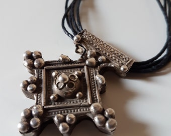 Old berber silver southern cross called Boghdad, Southern Morocco jewelry, Moroccan Boghdad, Amazigh jewelry