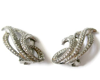 Vintage faux marcasite clip on earrings, vintage clip on earrings, silver clip on earrings, classic clip ons, vintage earrings