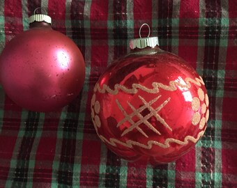 Pair of vintage Shiny Brite glass Christmas ornaments