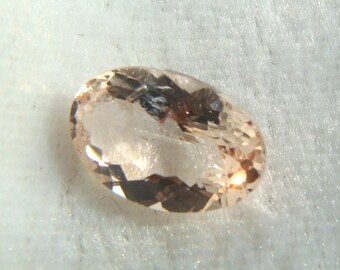 Peach Pink Morganite 10.5x7 mm Oval Loose Gemstone Old Stock