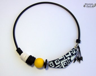 Black White Necklace Popular, Extravagant Necklace, Statement Necklace Yellow, Bib Necklace, Asymmetric Necklace, Modern necklace