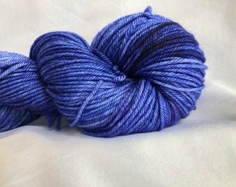PERIWINKLE - super wash merino DK 250 yds