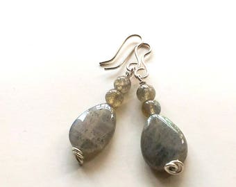 Labradorite earrings. Labradorite jewelry. Dangling earrings. Gift for her. Stone earrings
