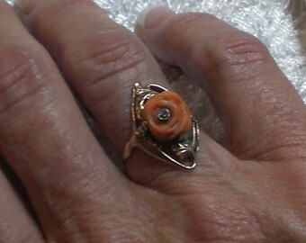Coral Ring. 14kt Coral Ring. Vintage Coral ring. Coral. Pink Coral. Coral Jewelry. Vintage coral. Pinky ring. Flower ring. Easter jewelry