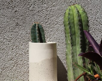 White ceramic planter pot. Speckled planter pot. White ceramics. Tumbler cups. Contemporary ceramics. Plant pot. Ceramic tumbler white.