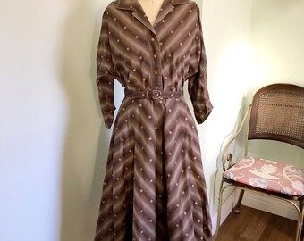 Vintage 1950's two piece chevron printed blouse and circle skirt set / 50s vtg chocolate brown skirt set