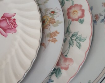 Vintage Mismatched Floral China, 4pc Set of Dinner Plates, Wedding, Dinner Parties, Bridesmaids and Hostess Gifts, Tea Parties, Showers,