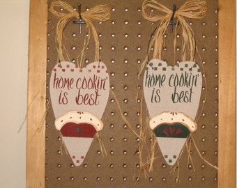 Home Cookin is Best, Kitchen Sign, Bridal Shower Gift