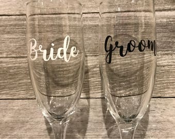 Bridal champagne glass set