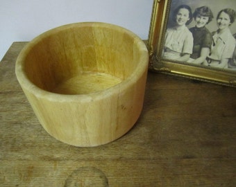 Large DANSK Salad Bowl. Dansk fruit / salad bowl. Wooden Serving Bowl. Mid Century Wooden Serving bowl